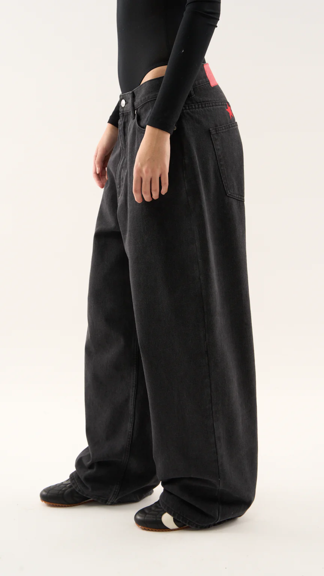 Shadow Jean – Washed Black